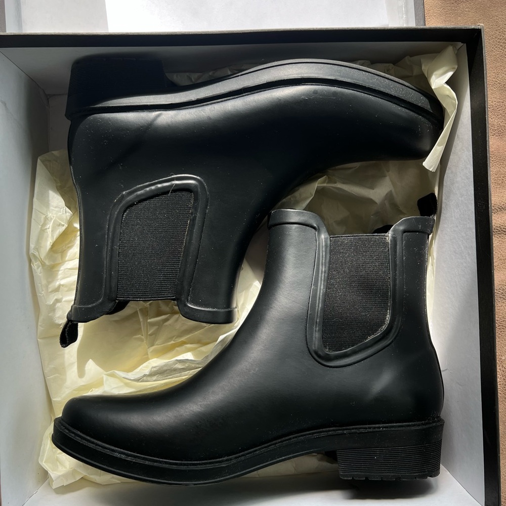 NEW J. CREW CHELSEA RAIN BOOTS
